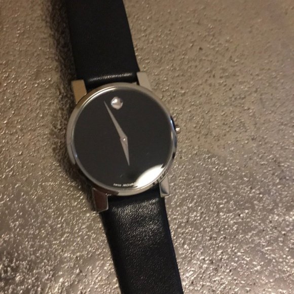 Movado watch - Picture 3 of 6